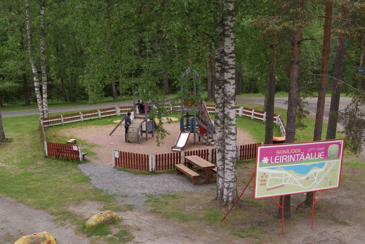 Hotel Seinaejoen Leirintaealue Seinäjoki Exteriér fotografie